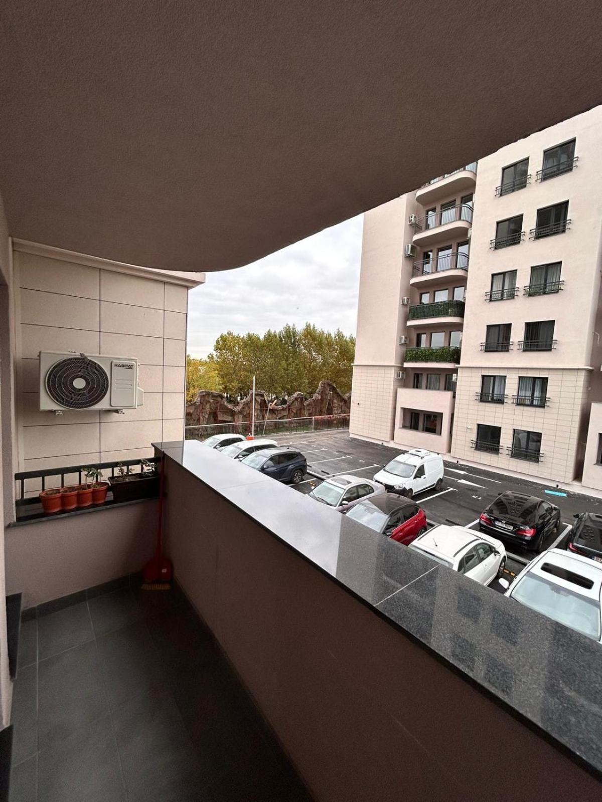 Summit Stay Apartment Bucharest Exterior photo